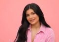 Kylie Jenner Photo Showbiz Cheat Sheet 1062x598 1 Kylie Jenner Is The First Woman With 300million Instagram Followers