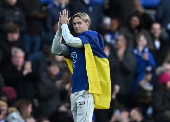 Chelsea’s new signing, Chelsea’s Ukrainian midfielder Mykhailo Mudryk is introduced to the crowd at half-time in the English Premier League football match between Chelsea and Crystal Palace at Stamford Bridge in London on January 15, 2023. (Photo by Ben Stansall / AFP)