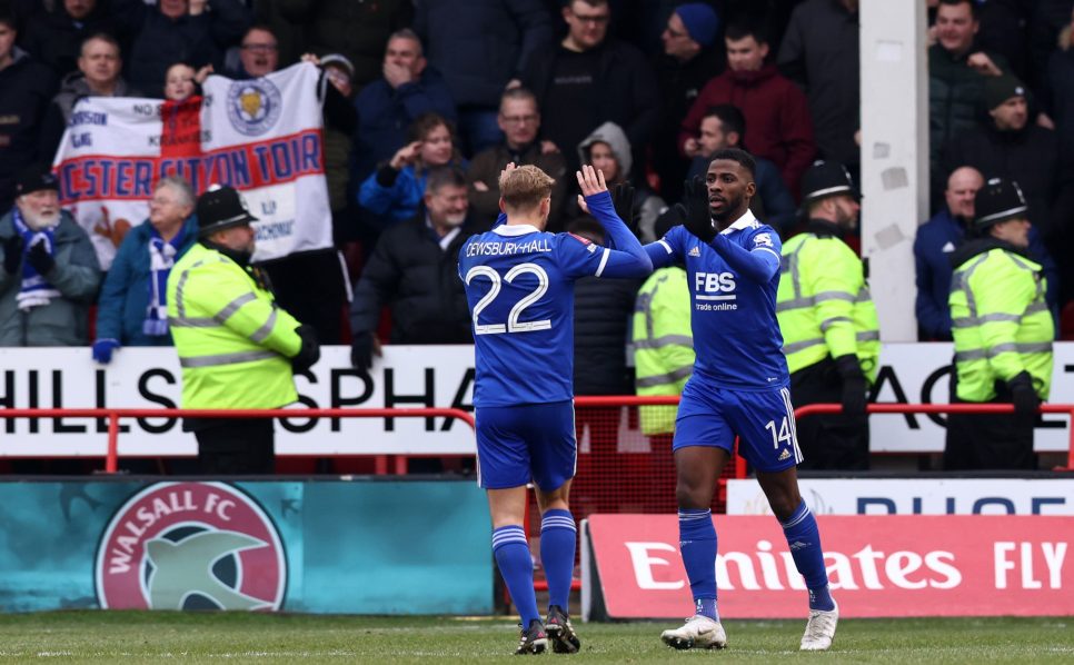 Leeds, Leicester avoid FA Cup shocks 1 Leeds, Leicester avoid FA Cup shocks