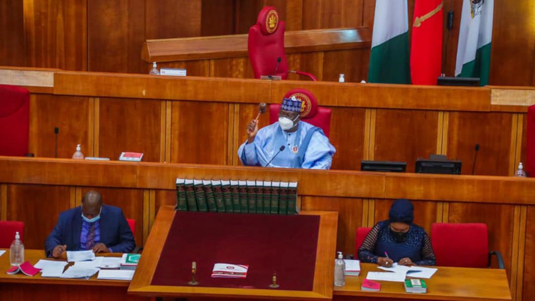 Senate demands details of N23.7tr CBN facility to FG 1 Senate demands details of N23.7tr CBN facility to FG