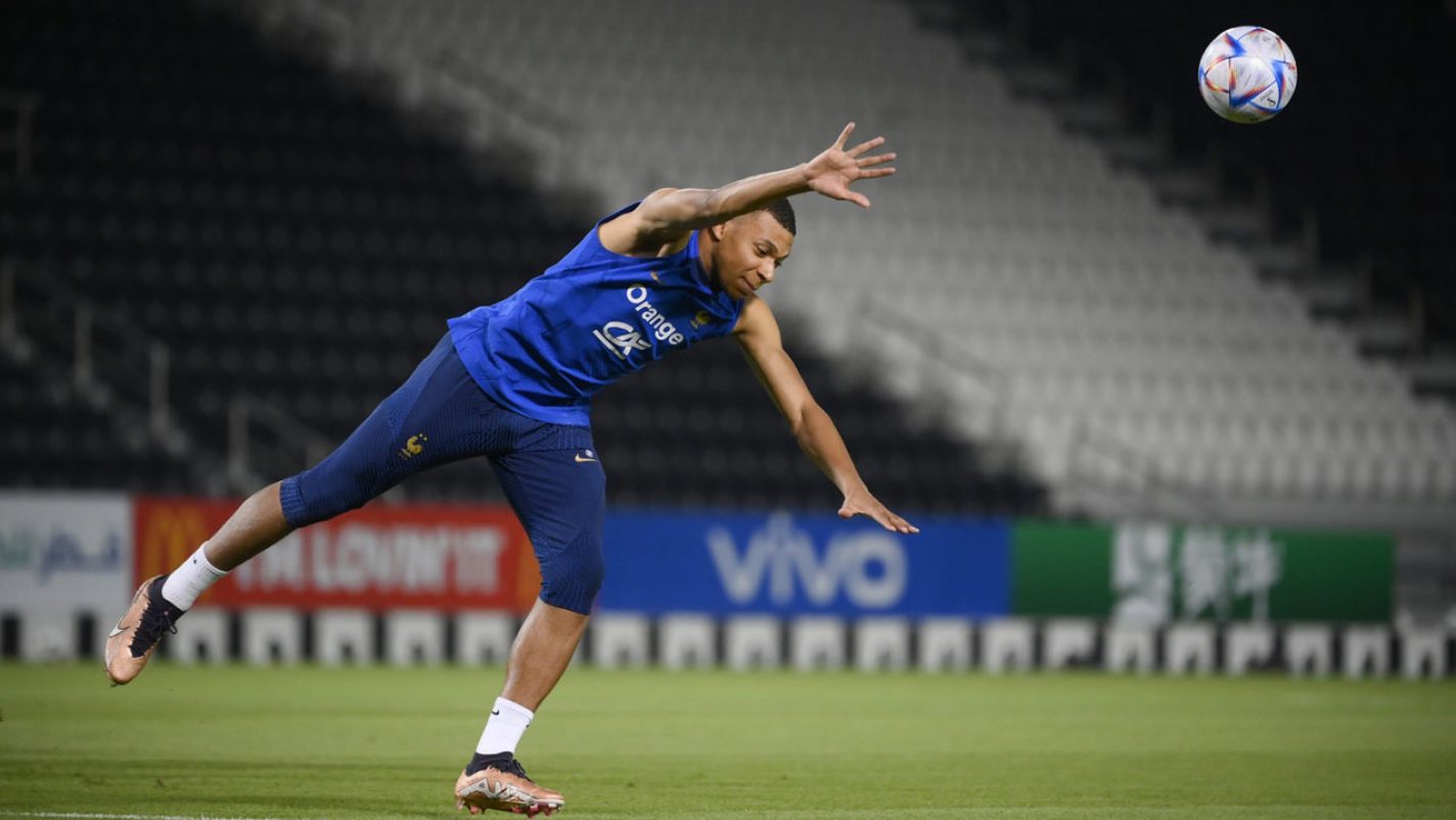 Mbappe and Hakimi return to PSG training after post-World Cup break 1 Mbappe and Hakimi return to PSG training after post-World Cup break