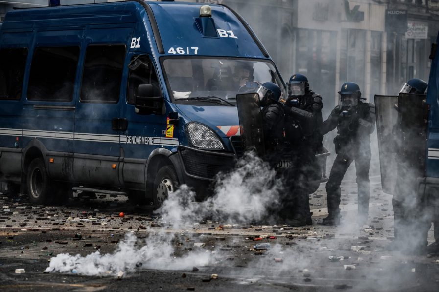 457 arrested, 441 police injured in France unrest: minister 1 457 arrested, 441 police injured in France unrest: minister