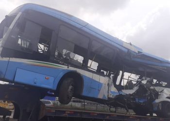 Lagos State Government staff bus PHOTO: Twitter