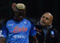 Napoli’s Italian coach Luciano Spalletti comforts Napoli’s Nigerian forward Victor Osimhen (L) after he was substituted during a Serie A match. Photo: AFP