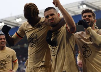 Chelsea Continue Mini-Revival With Win Over Leicester City