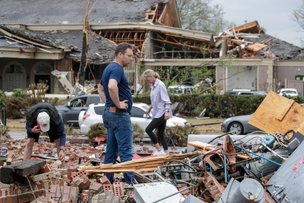 Deadly storms and tornadoes sweep through US 1 Deadly storms and tornadoes sweep through US