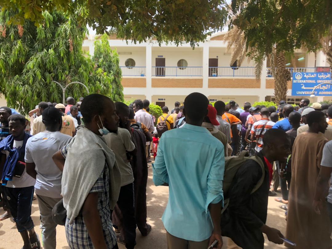 Nigerian students in Sudan 13 buses carrying 1,500 Nigerians now close to Egypt – Abike Dabiri-Erewa