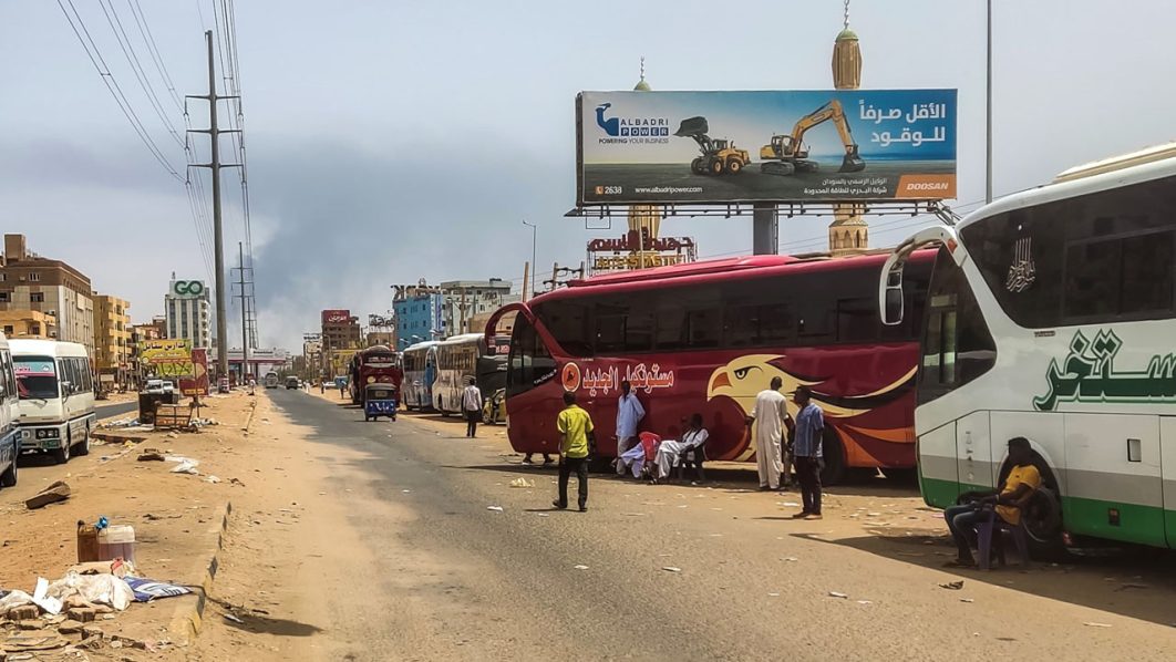 Sudanese struggle to survive as cash sources dry up 1 Sudanese struggle to survive as cash sources dry up