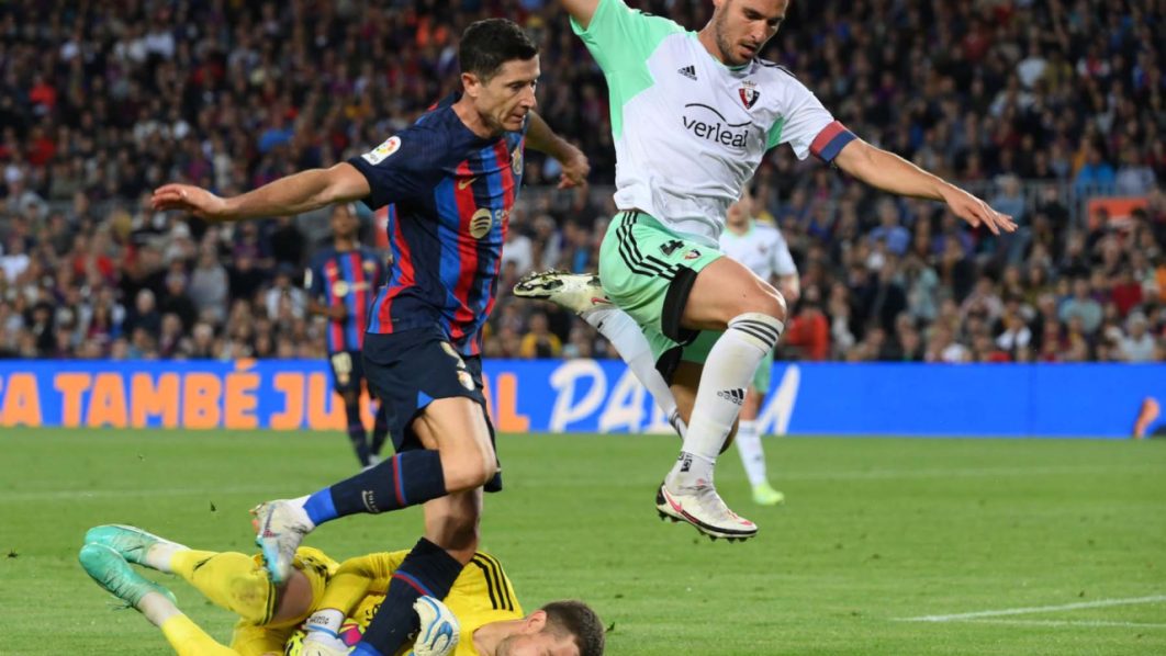 Alba pulls Barca closer to title with late Osasuna strike 1 Alba pulls Barca closer to title with late Osasuna strike