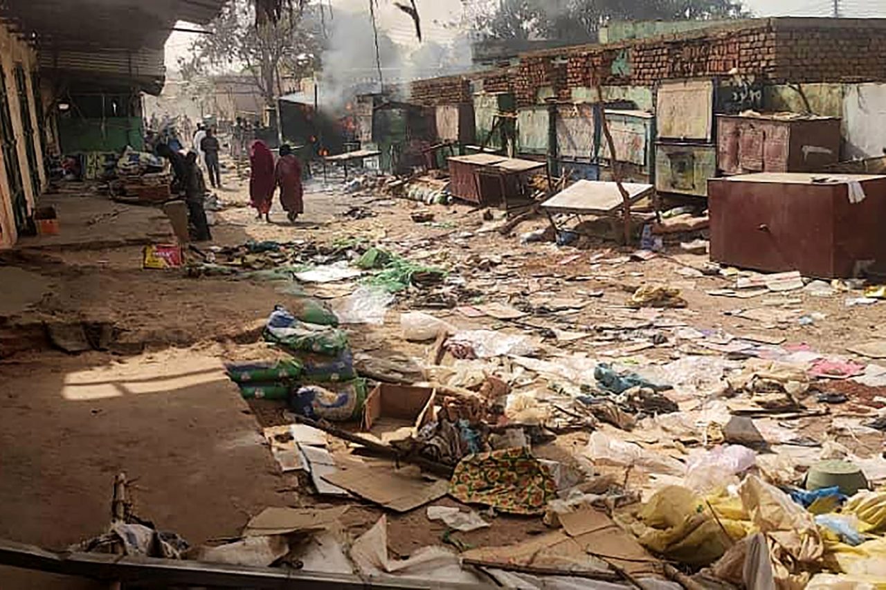 72-hour truce between Sudan’s warring generals takes effect 1 72-hour truce between Sudan’s warring generals takes effect