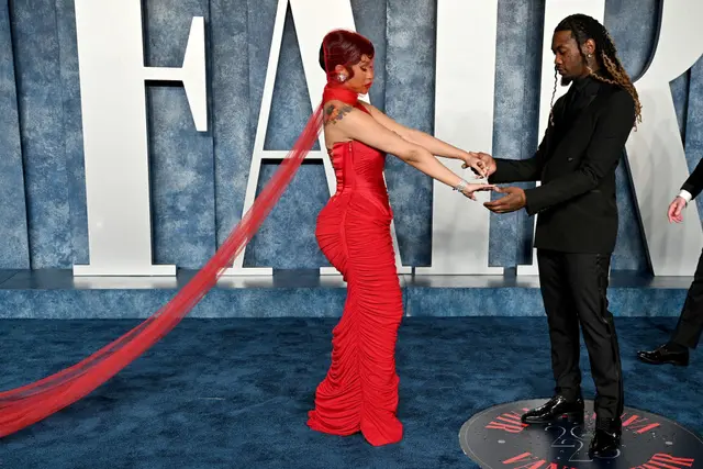 Cardi B and Offset 2 Cardi B Spoils Offset For Father’s Day