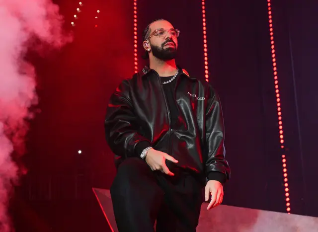 Unreleased Drake Song Goes Off In Houston Nightclub
