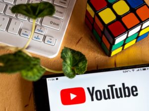 YouTube tests AI-generated quizzes on educational videos 1 YouTube tests AI-generated