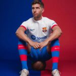 FC Barcelona Pays Homage to Club Legend Johan Cruyff for 2023/24 Away Jersey
