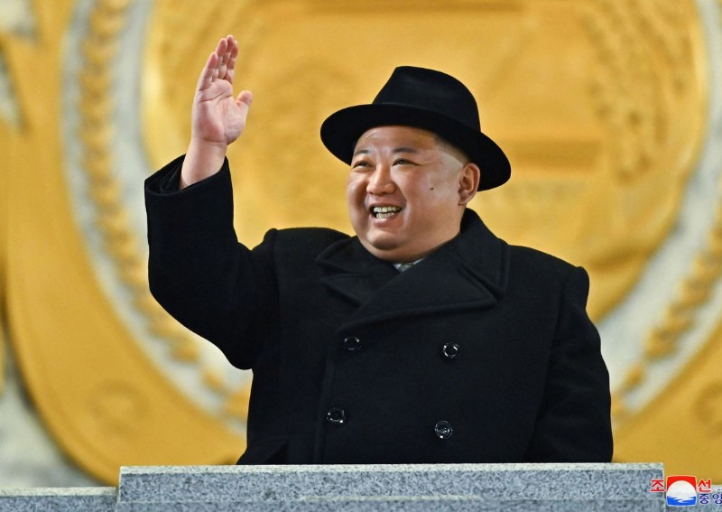 north korea kim jong un US says Shoigu looking for weapons in North Korea