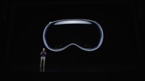 Apple Services Growth Counters Q3 IPhone Sales Decline 1 Apple services growth counters