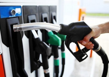 fuel pump PHOTO: shutterstock